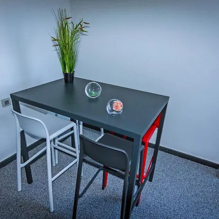 Apartment No 6