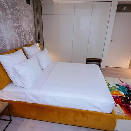 No 6 Apartment