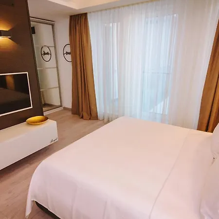 Apartment No 6