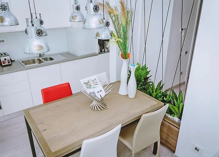 No 6 アパート コンスタンツァ