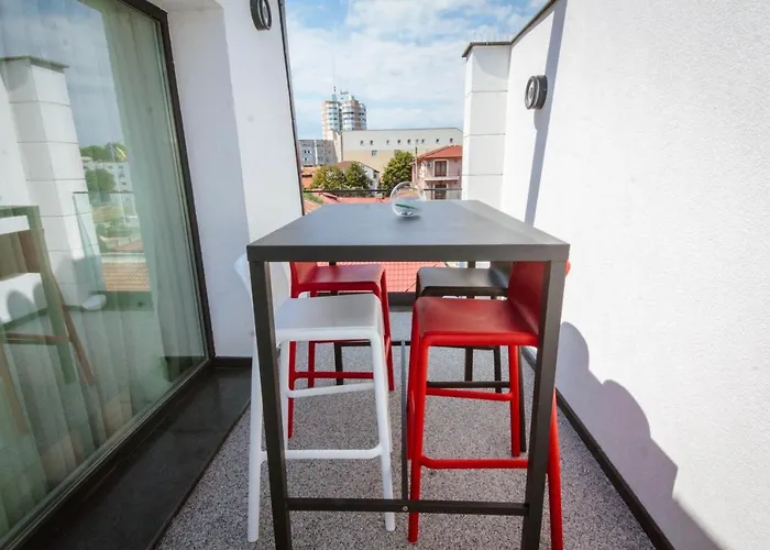 No 6 * コンスタンツァ