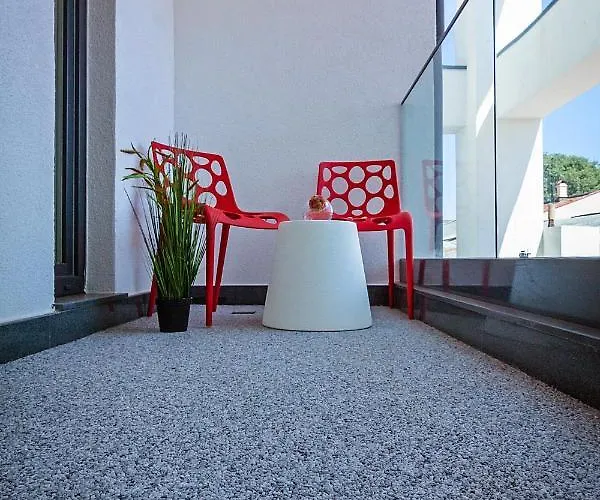 アパート No 6 コンスタンツァ